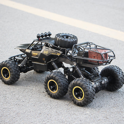 Super large alloy four-wheel drive off-road vehicle charging high-speed six-wheel climbing car children's toys boy remote control car